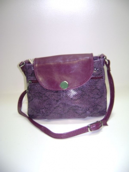 Кожаная женская сумка P 216 пурпурная