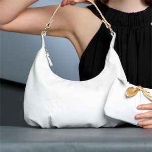 Белые женские кожаные сумки - Фото 1